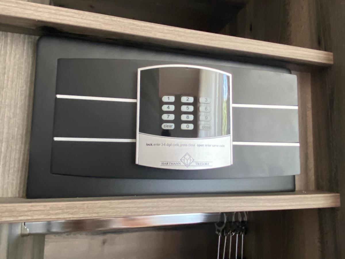 Doppelzimmer mit Balkon